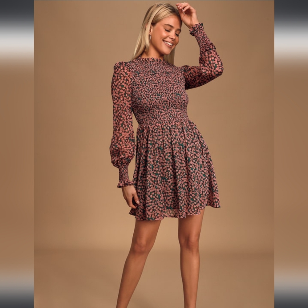 BRAND NEW Lulus brand floral dress size Large